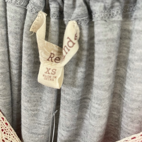 Tank top - Picture 3 of 3